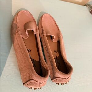 Elegant light pink Women's driving  moccasins